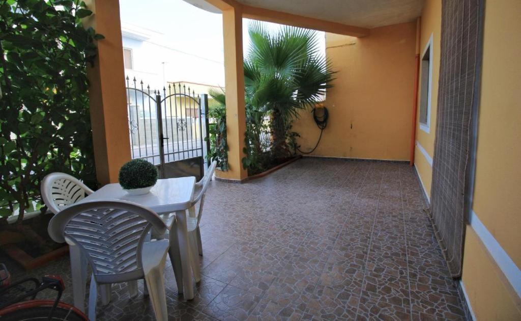 La Baia Apartments Torre Lapillo Exterior foto